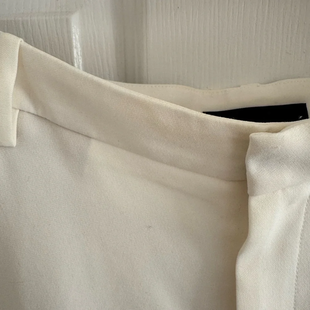 NILI LOTAN - Paris Pant - Size 6 - White Silk - Picture 3 of 5